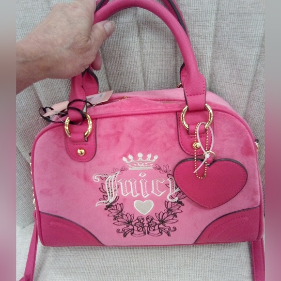 Juicy's Pretty Pink Velour Purse! - Picture 5 of 5